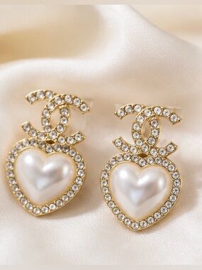 Gold-Tone Heart Faux Pearl & Crystal Drop Earrings – Elegant Statement Earrings